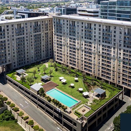 Westay Westpoint Apartments Sandton Dış mekan fotoğraf