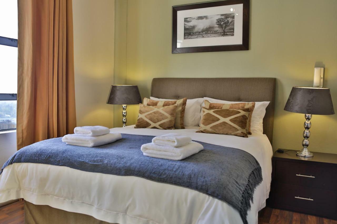 Westay Westpoint Apartments Sandton Dış mekan fotoğraf